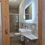 בית הארחה Mentenwirt Pension&appartements 4*