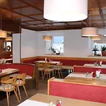 Mentenwirt Pension&appartements 4* Sankt Martin (Salzburg)