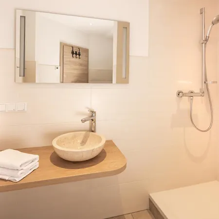 게스트하우스 Mentenwirt Pension&appartements Sankt Martin (Salzburg)