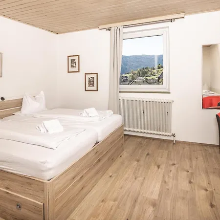 게스트하우스 Mentenwirt Pension&appartements Sankt Martin (Salzburg)