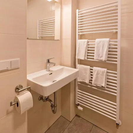 Mentenwirt Pension&appartements Гостевой дом 3*