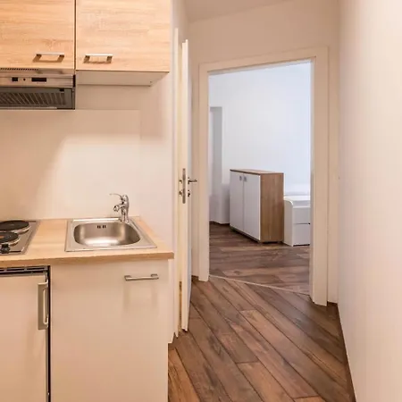게스트하우스 Mentenwirt Pension&appartements 3*