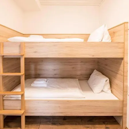 Mentenwirt Pension&appartements בית הארחה Sankt Martin (Salzburg)