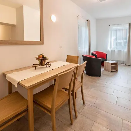 Mentenwirt Pension&appartements Sankt Martin (Salzburg)